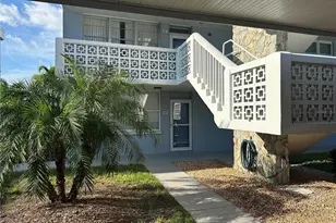 4720 Locust St NE, Saint Petersburg, FL 33703 - Photo 2