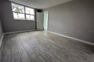 4720 Locust St NE, Saint Petersburg, FL 33703 - Photo 14