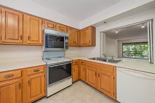 6347 Approach Rd, Sarasota, FL 34238 - Photo 16