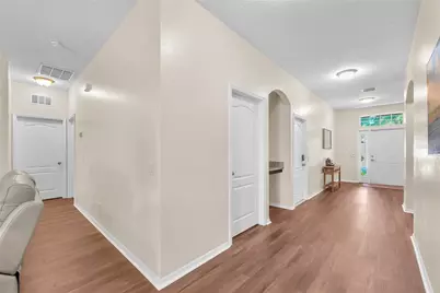 1407 Rushgrove Circle, Dover, FL 33527 - Photo 12
