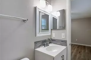 1616 E Poinsettia Ave, Tampa, FL 33612 - Photo 54
