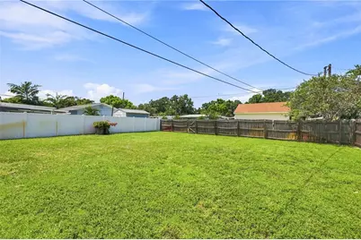 933 41st Avenue NE, Saint Petersburg, FL 33703 - Photo 28