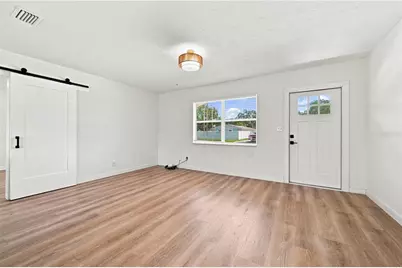 933 41st Avenue NE, Saint Petersburg, FL 33703 - Photo 12