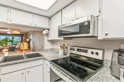 90 Highland Avenue S #402, Tarpon Springs, FL 34689 - Photo 14
