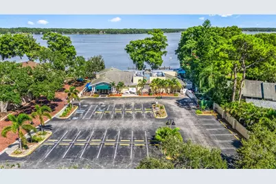 90 Highland Avenue S #402, Tarpon Springs, FL 34689 - Photo 10
