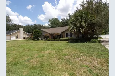 6282 Forestwood Drive E, Lakeland, FL 33811 - Photo 2