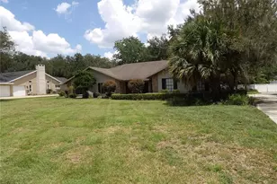 6282 Forestwood Dr E, Lakeland, FL 33811 - Photo 2