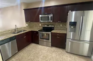 2216 Lake Woodberry Cir, Brandon, FL 33510 - Photo 4