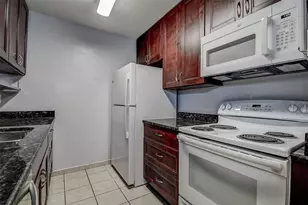 10306 Councils Way, Temple Terrace, FL 33617 - Photo 24