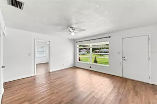 610 12th St NW, Largo, FL 33770 - Photo 8