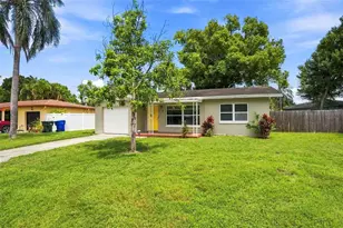 610 12th St NW, Largo, FL 33770 - Photo 6