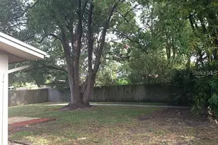 610 12th St NW, Largo, FL 33770 - Photo 2
