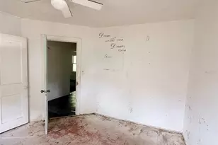 4935 5th Ave S, Saint Petersburg, FL 33707 - Photo 12