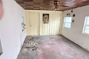 4935 5th Ave S, Saint Petersburg, FL 33707 - Photo 22