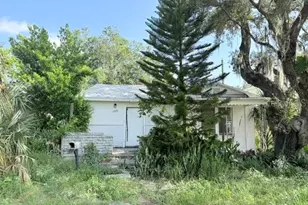 4935 5th Ave S, Saint Petersburg, FL 33707 - Photo 1