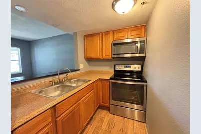7234 E Bank Drive #7234, Tampa, FL 33617 - Photo 4