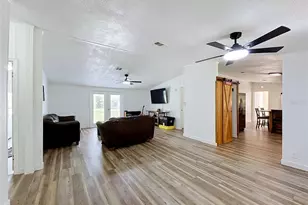 12717 Farmettes Rd, Lakeland, FL 33809 - Photo 2