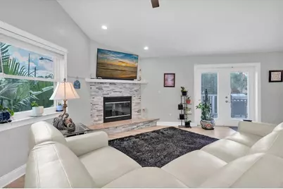 6501 Mockingbird Way S, Gulfport, FL 33707 - Photo 12