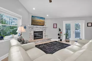 6501 Mockingbird Way S, Gulfport, FL 33707 - Photo 12