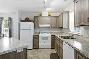 980 7th St NW, Largo, FL 33770 - Photo 20
