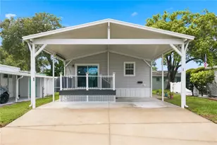 980 7th St NW, Largo, FL 33770 - Photo 4