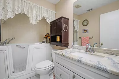 38225 Boxwood Drive, Zephyrhills, FL 33542 - Photo 24