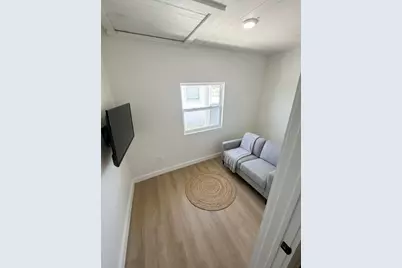 1543 43rd Street S #B, Saint Petersburg, FL 33711 - Photo 8
