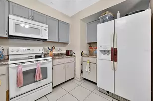 1917 Cedarbrooke Dr, Lutz, FL 33549 - Photo 12