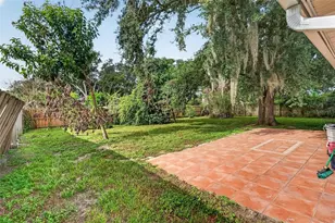 1917 Cedarbrooke Dr, Lutz, FL 33549 - Photo 20