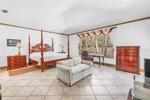 1524 Brightwaters Blvd NE, Saint Petersburg, FL 33704 - Photo 42