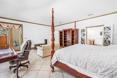 1524 Brightwaters Boulevard NE, Saint Petersburg, FL 33704 - Photo 44