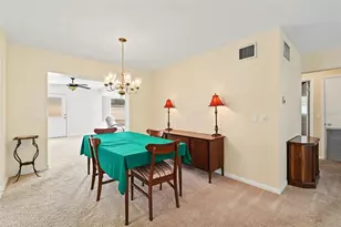 981 Stephen Foster Dr, Largo, FL 33771 - Photo 10