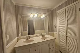 7605 Pasa Dobles Ct, Tampa, FL 33615 - Photo 8