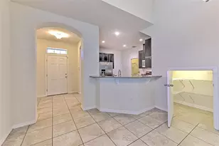 2111 Broadway View Ave, Brandon, FL 33510 - Photo 10