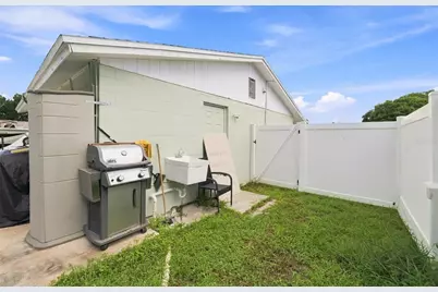 8344 Drycreek Drive, Tampa, FL 33615 - Photo 22