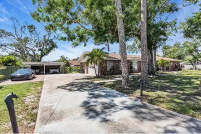 7920 43rd Street N, Pinellas Park, FL 33781 - Photo 4