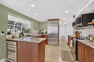 10718 Drummond Rd, Tampa, FL 33615 - Photo 18