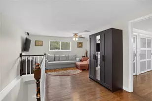 10718 Drummond Rd, Tampa, FL 33615 - Photo 22