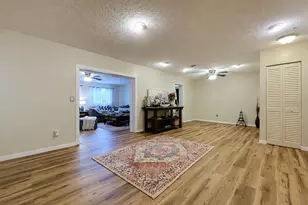6250 Cedarbrook Dr N, Pinellas Park, FL 33782 - Photo 18