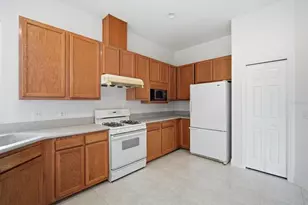 14902 Devonshire Woods Pl, Tampa, FL 33624 - Photo 10