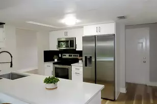 7515 Winging Way Dr, Tampa, FL 33615 - Photo 18