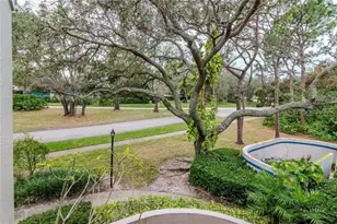 8737 Bardmoor Pl, Seminole, FL 33777 - Photo 18
