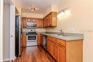8737 Bardmoor Pl, Seminole, FL 33777 - Photo 14