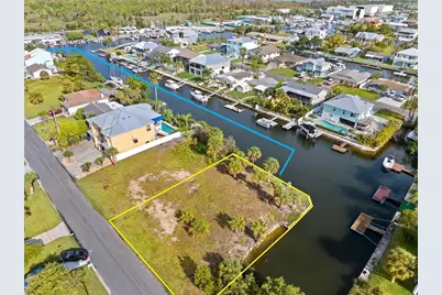 4342 Tahiti Drive, Hernando Beach, FL 34607 - Photo 4