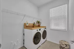 7644 Livewell Ln, Sarasota, FL 34240 - Photo 22