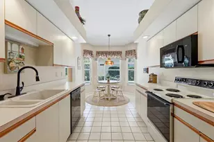 4450 Del Sol Blvd, Sarasota, FL 34243 - Photo 14