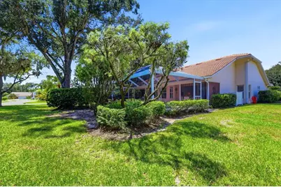 4450 Del Sol Boulevard, Sarasota, FL 34243 - Photo 36