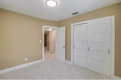 9046 3rd Street N, Saint Petersburg, FL 33702 - Photo 36