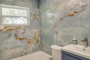 9046 3rd St N, Saint Petersburg, FL 33702 - Photo 38