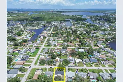 9046 3rd Street N, Saint Petersburg, FL 33702 - Photo 4